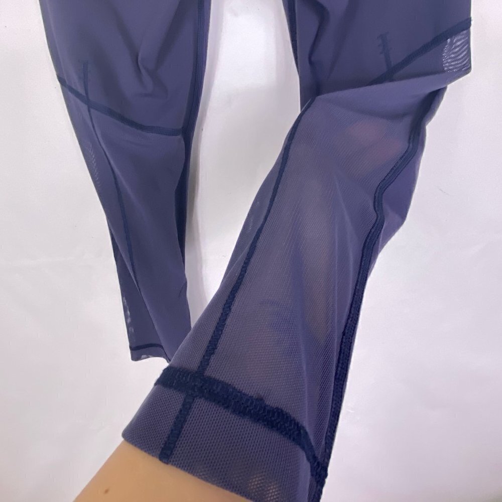 RARE Lululemon Mesh Leg Crop Purple 2 - Picture 6 of 8